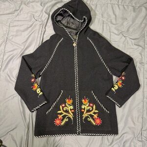 Icelandic Vintage black wool embroidered zip up jacket Size Small Nordic Boho